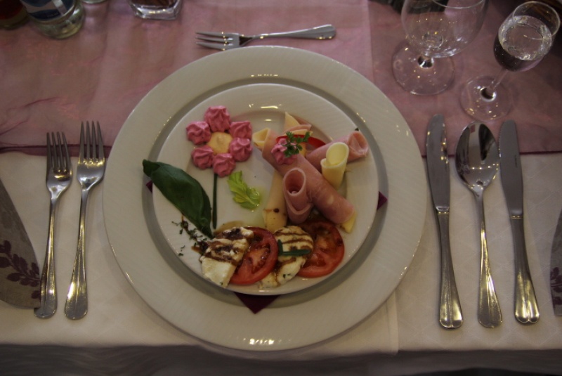 Reštaurácia LUNA Reštaurácia LUNA