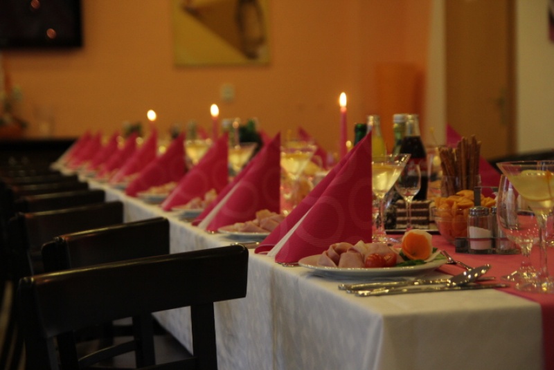 Reštaurácia LUNA Reštaurácia LUNA