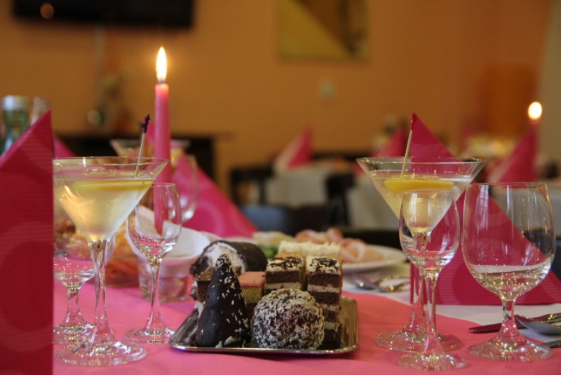 Reštaurácia LUNA Reštaurácia LUNA