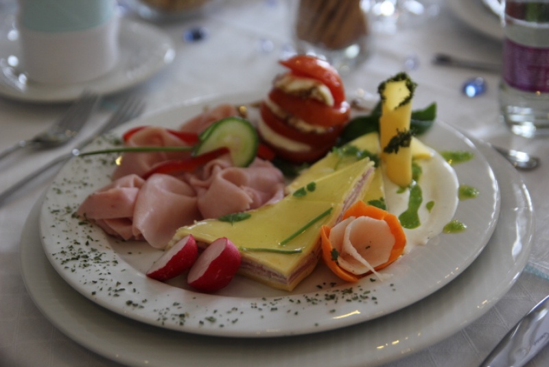 Reštaurácia LUNA Reštaurácia LUNA