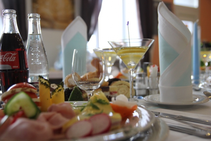 Reštaurácia LUNA Reštaurácia LUNA