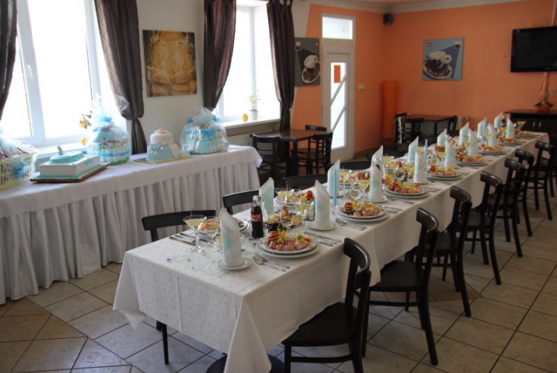 Reštaurácia LUNA Reštaurácia LUNA